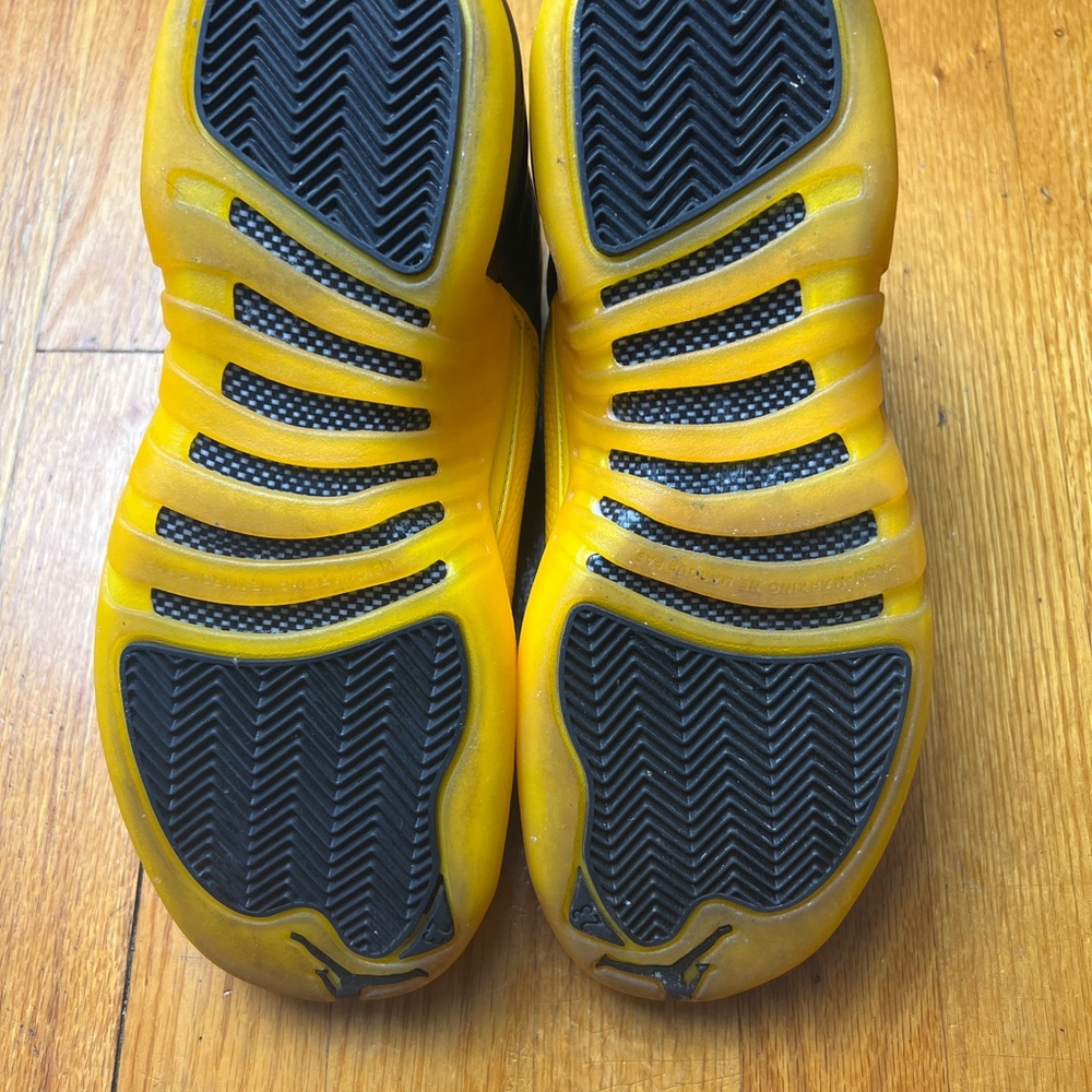 Jordan retro 12 black and yellow slightly worn